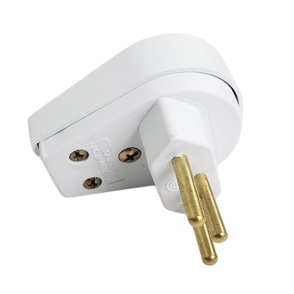 Pino Macho Gigante 2P+T 10A 250V Branco